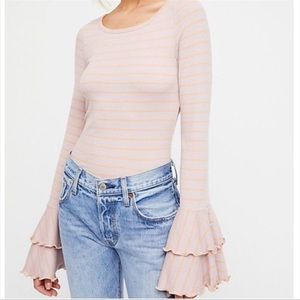Free People we the free good find ruffle top, NWOT size M